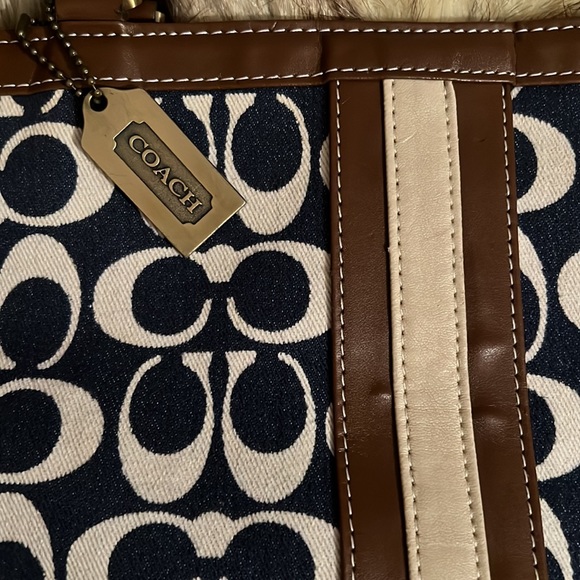Coach bag - Picture 2 of 3